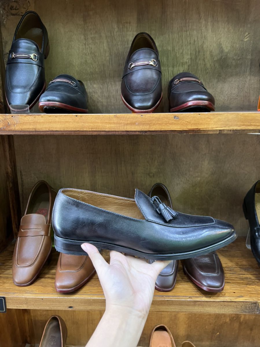 Giày da nam 0025 Đen Chuông